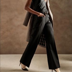 NWT Banana Republic Wide leg Italian wool pant, size 4 petite. Black.